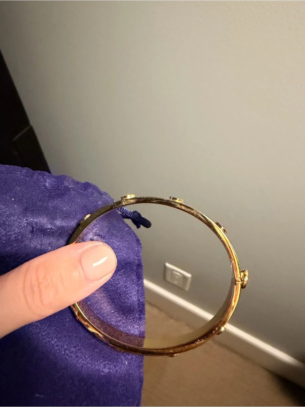 Gold Tory Burch Bangle Bracelet - Women's Accessory - M